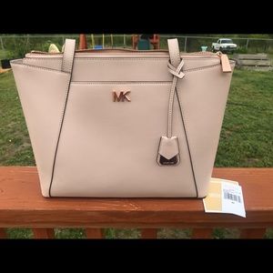 Michael Kors Maddie Tote Soft Pink Rose Gold Hardware